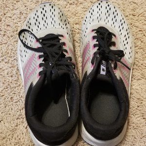 new balance shoes